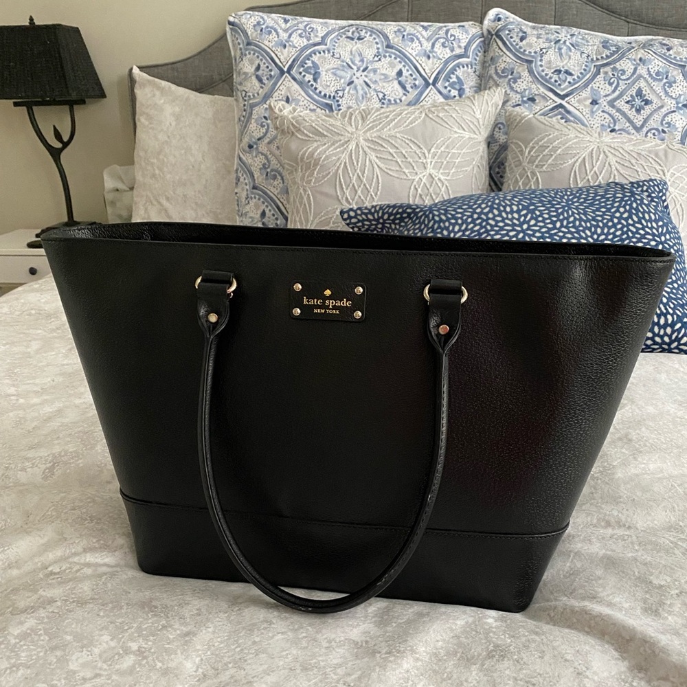 Kate Spade large black pebbled leather tote
